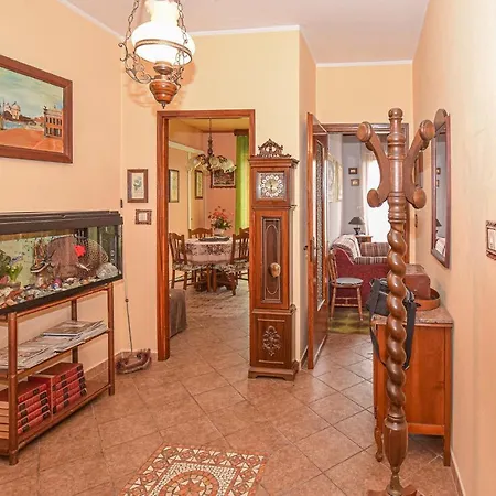 Holiday home Amazing In Sant'ambrogio Di T Sant'Ambrogio di Torino