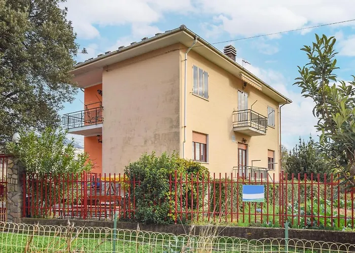 Σπίτι διακοπών Amazing In Sant'ambrogio Di T *